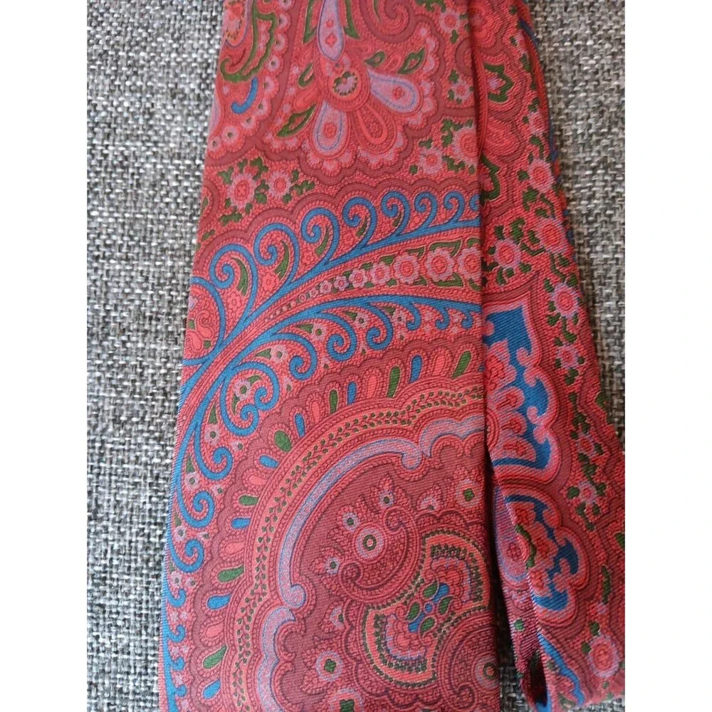 Tie 70s 80s 90s Y2K Mens Silk Red Blue Green Paisley 3.5 Wide 57 Long